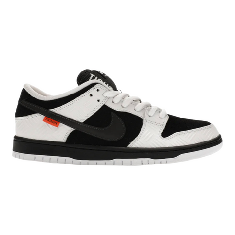 Nike SB Dunk Low TIGHTBOOTH